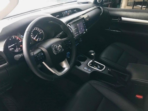 Imagem 13 de 20 de Toyota Hilux 2.8 Srx 4x4 Cd 16v