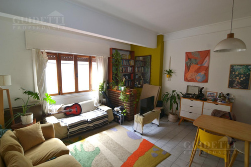 Departamento 3 Ambientes Con Terraza En Llavallol Al 4100