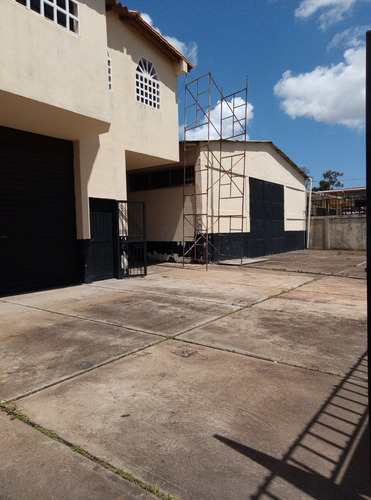 Imagen 2 de 9 de Inversiones Atlantis Vende Galpones En San Felix