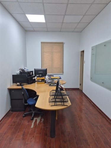 Oficinas Con Bodegas En Venta En El Bosque (patricio Lynch)