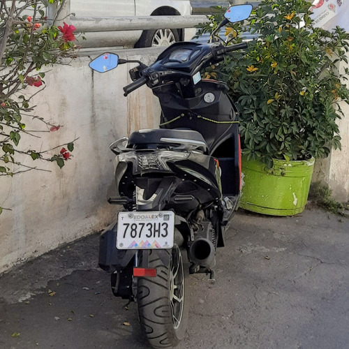 Modena 175cc Con Escape M4 Y Exploradoras