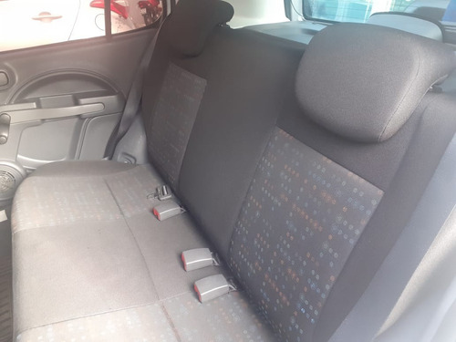 Imagem 12 de 14 de Fiat Uno Vivace 1.0 Completo 20014