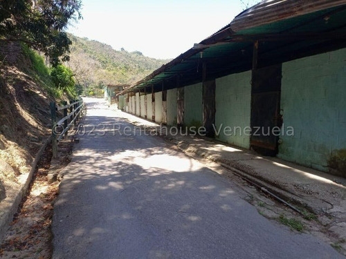 Imagen 15 de 15 de En Venta Hacienda (caballeriza) En Parque Caiza