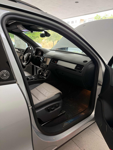 Volkswagen Touareg 3.0 V6 Tdi At
