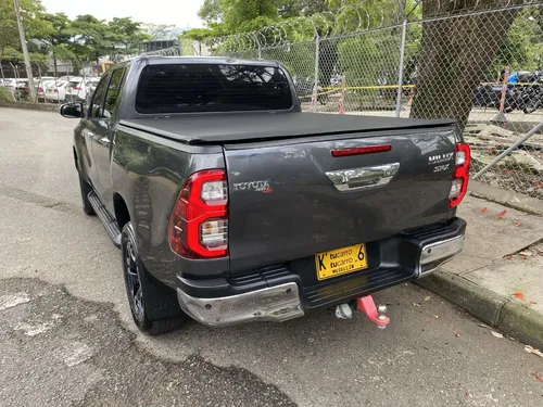 Toyota Hilux 2.8 Srx Diesel At 4x4 Blindaje 2+ 2021