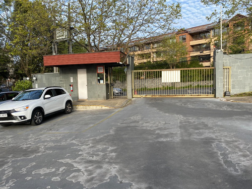 Se Arrienda Amplio Departamento En Condominio Puerto Andalué