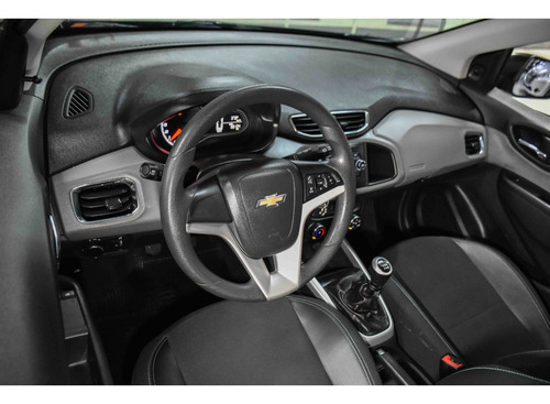 Chevrolet Onix 1.0 MPFI LT 8V FLEX 4P MANUAL