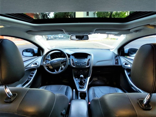 Imagen 6 de 14 de Ford Focus Se Plus Manual 5 Puertas 2016