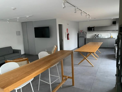 Vendo Con Renta Hermoso Apartamento En Nostrum Rosedal, 2 Dormitorios Y Amplio Patio Con Parrillero, Acepta Banco, Prado.