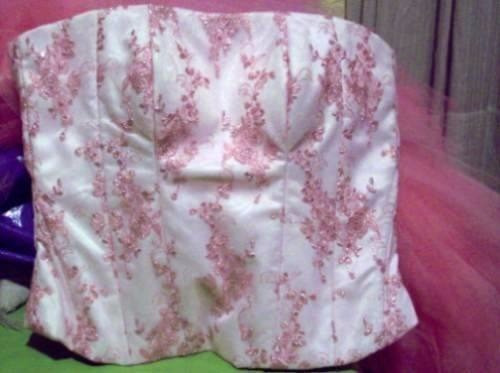 Vestido De 15 Años Con Capas De Tul Y Corset Bordado !!!