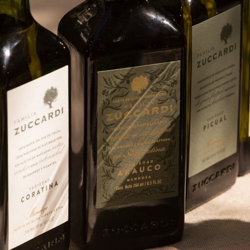 Imagen 3 de 5 de Aceite De Oliva Familia Zuccardi Arauco 250ml