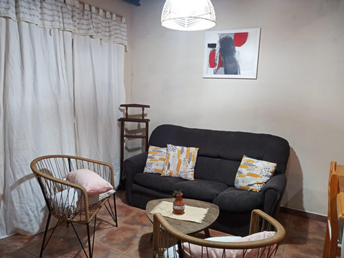 Duplex En Venta De 3 Amb Con Cochera