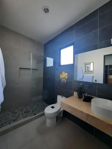 Casa Nueva En El Nuevo Refugio