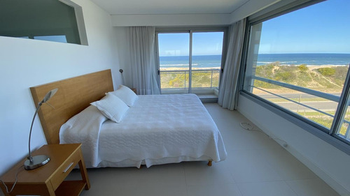 Imagen 14 de 30 de Apto Con Vista Al Mar, Parrillero Propio, 3 Suites Servicio, Temp 2022 - Playa Brava