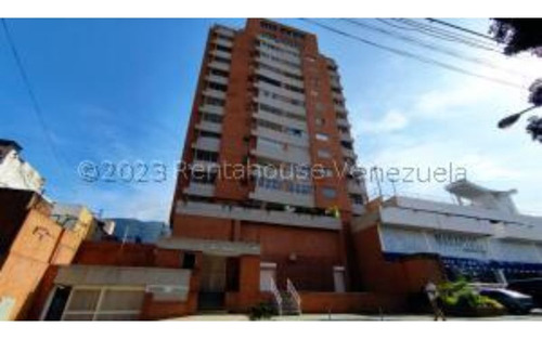 #24-7102  Elegante Y Bien Distribuido Apartamento En La Campiña 