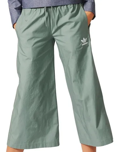 Pastel capri pants sale