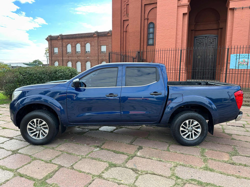 Imagen 3 de 17 de Nissan Frontier 2018 2.5 Se Doble Cabina (( Gl Motors ))