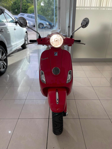 Imagen 2 de 9 de Vespa Piaggio
