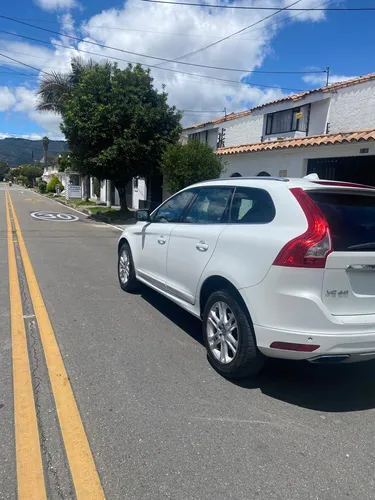 Volvo XC60 2.5 T5 Awd Summum