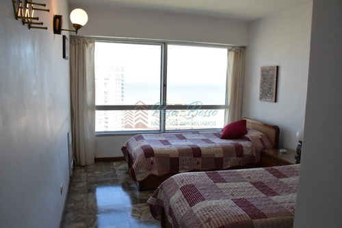 Apartamento En Mansa, 3 Dormitorios *- Ref: 178