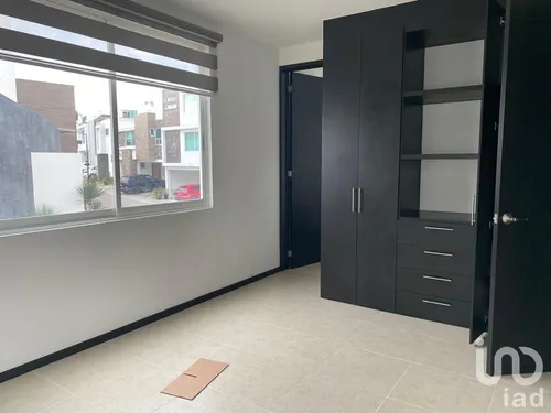 Venta Casa 3 Ambientes Lomas De Angelópolis