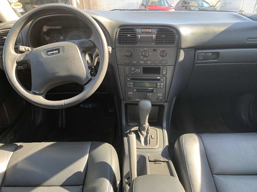 Volvo V40 2001 2.0 5p