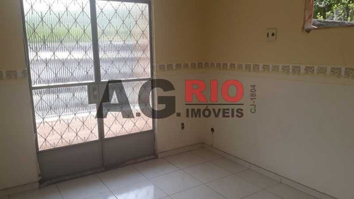 Imagem 2 de 15 de Casa De Rua-à Venda-taquara-rio De Janeiro - Tqca30058