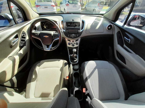 Imagen 10 de 15 de Chevrolet Tracker 1.8 Ltz 4x2 2014