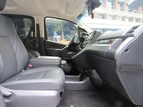 Toyota Granvia Cc2800 Diesel Automatica 4x2 6 Psj