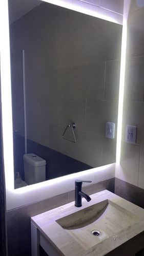 Imagen 3 de 4 de Espejo Led 100x80 Liso