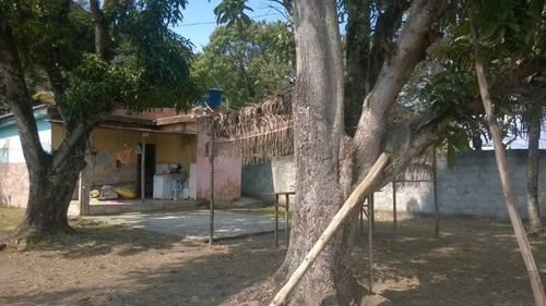 Casa 2 Quartos Com Quintal Enorme Natureza Em Magé
