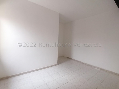 Imagen 18 de 30 de Casas En Venta En El Paraiso, Cabudare, Lara / Código Flex: 22-25101 & 0424 556 57 59 Monica C-