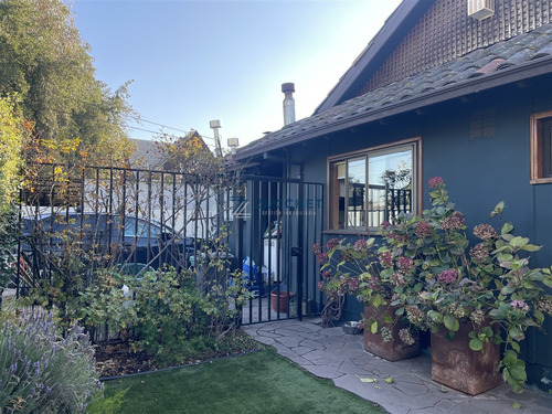 Vendo Casa 5dorm 5baños 4est Metro Los Dominicos Las Condes