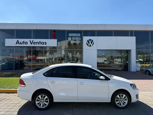 Volkswagen Vento 1.6 Confortline Mt