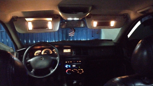 Imagem 4 de 10 de Chevrolet Vectra 2005 2.0 Expression 4p