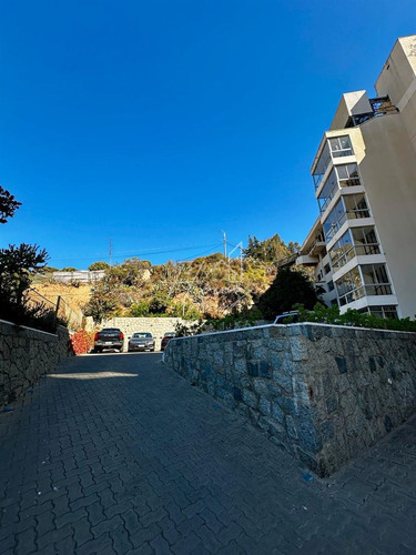 Departamento En Venta 4/d 3/b. En Algarrobo A Pasos Playa
