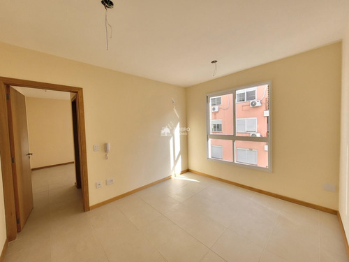 Imagem 5 de 12 de Apartamento Na Planta De 1 Dormitório Para Venda Em Santa Maria Próximo A Praça Dos Bombeiros - 989926