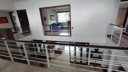 Casa En Venta En Pance. Cod V11497