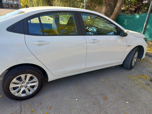 Imagen 16 de 18 de Chevrolet Onix Plus 2020 1.2 Lt Tech