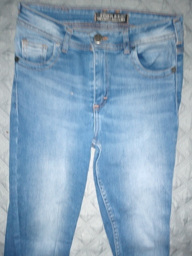 C40 Pantalon De Jeans Escombro X $4999
