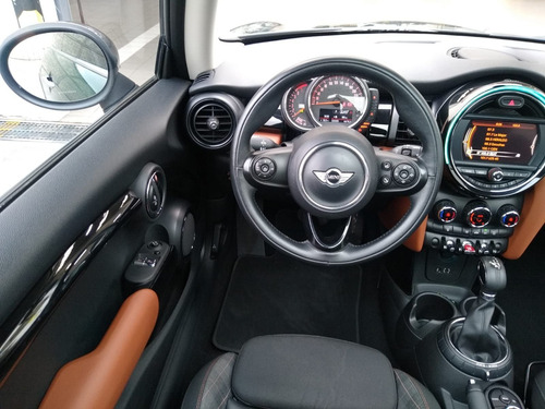 Imagen 12 de 15 de Mini Cooper 2017 1.5 Seven 3p At