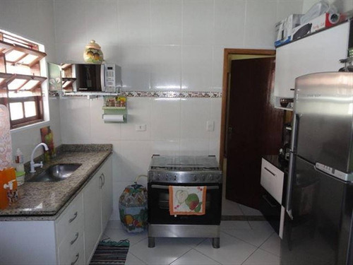 Imagem 5 de 8 de Casa, 2 Dorms Com 54 M² - Maracanã - Praia Grande - Ref.: Hm960 - Hm960
