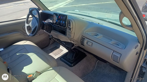 Chevrolet Silverado 4.1 Std 2p Gasolina