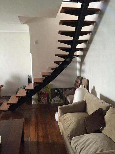 Casa 5 Amb. Reciclada En V. Lopez