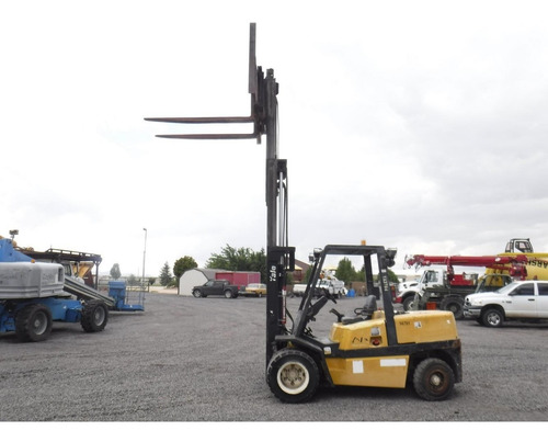 Imagen 8 de 14 de Montacargas Yale Gdp110mj Año 2001 11,000 Lbs Folio 15008