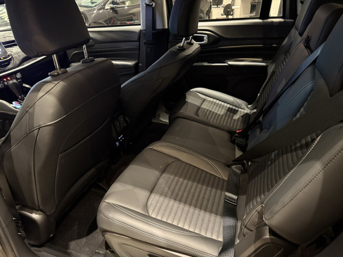 Jeep Commander 1.3 T270 TURBO FLEX LONGITUDE AT6