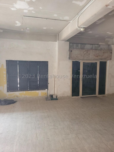 Se Vende Local Avenida Victoria Mls 24-18944
