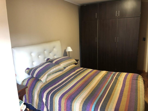 Casa 3 Ambientes Con Cochera Y Parque En Barrios Los Tilos