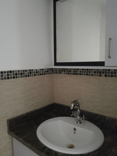 Imagen 13 de 15 de Townhouse En Higuerote Via Carenero