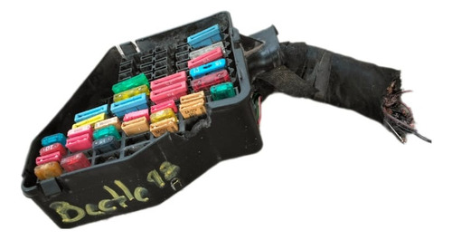 Caja De Fusibles Vw Beetle 98-05 (Usado)